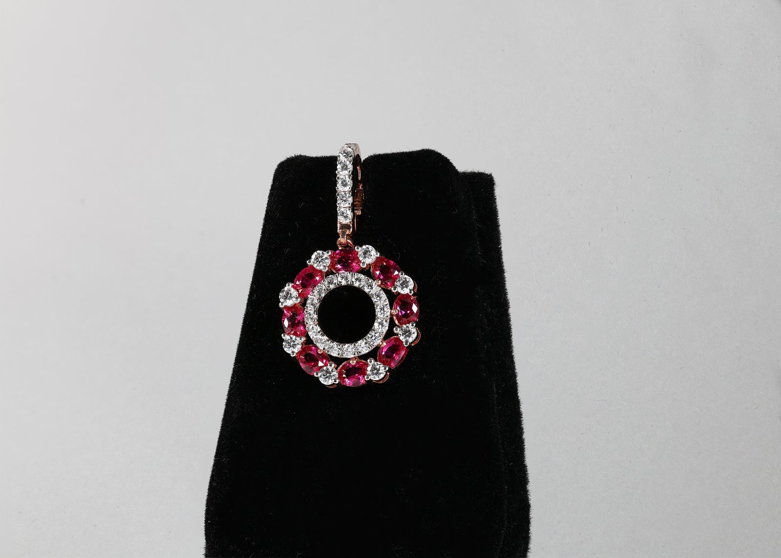 Crimson Halo Pendant - Image 3