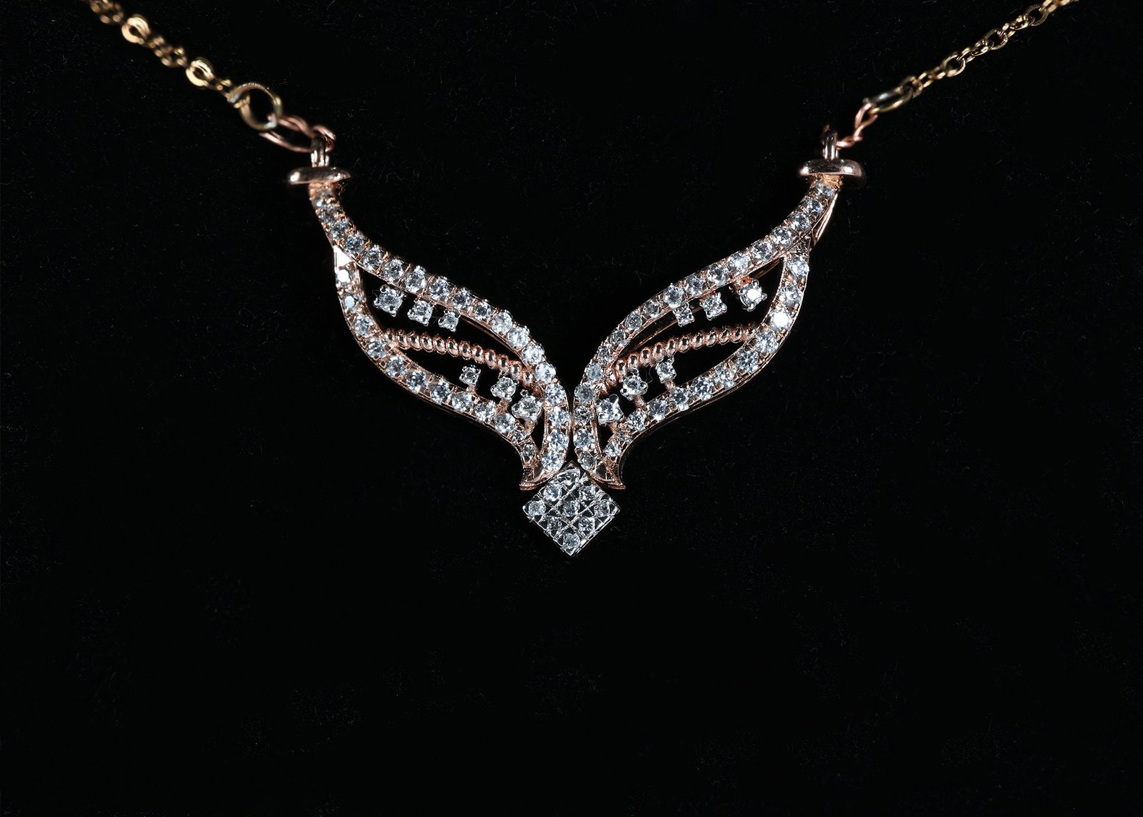 Graceful Wings Mangalsutra - Image 2